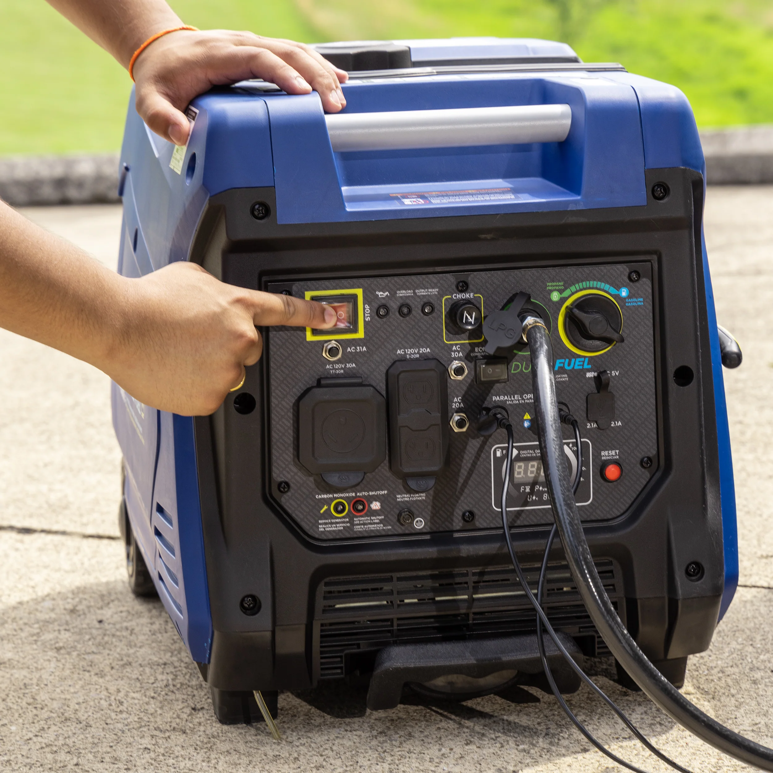 iGen5000DFcv Inverter Generator - Dual Fuel with CO Sensor - Image 8